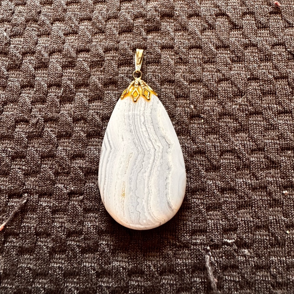 Stone Teardrop Pendant
